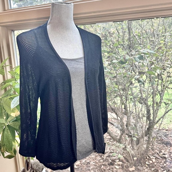 Large black mesh shrug cardigan Black Pointelle mesh shrug 3/4 sleeves cardigan - Picture 2 of 8